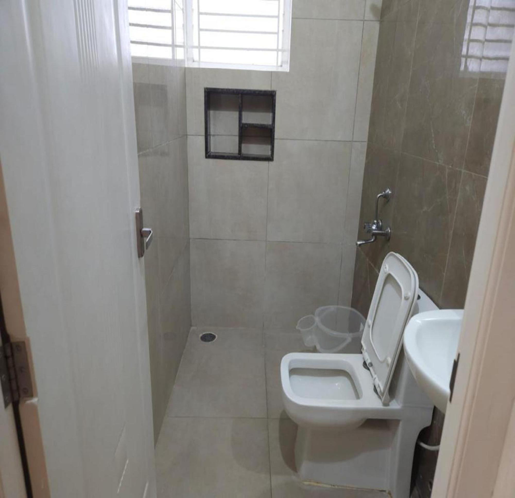 Thulasi Avenue Inn Pollachi Luaran gambar